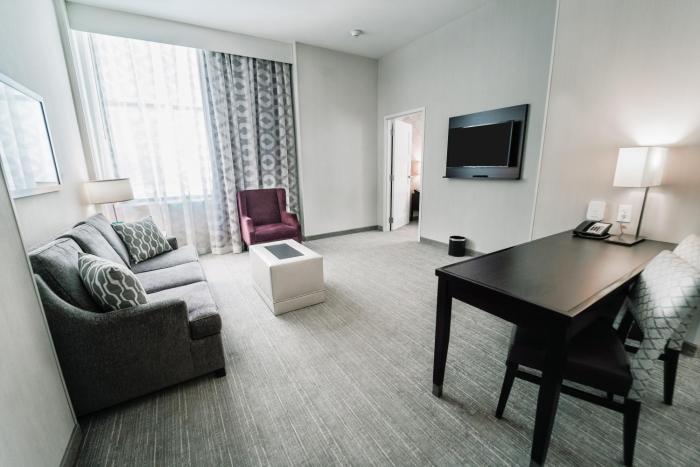 embassy suites louisville downtown