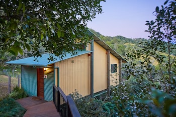 dayboro cottages