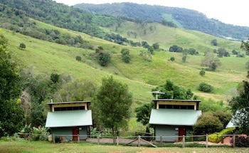 dayboro cottages