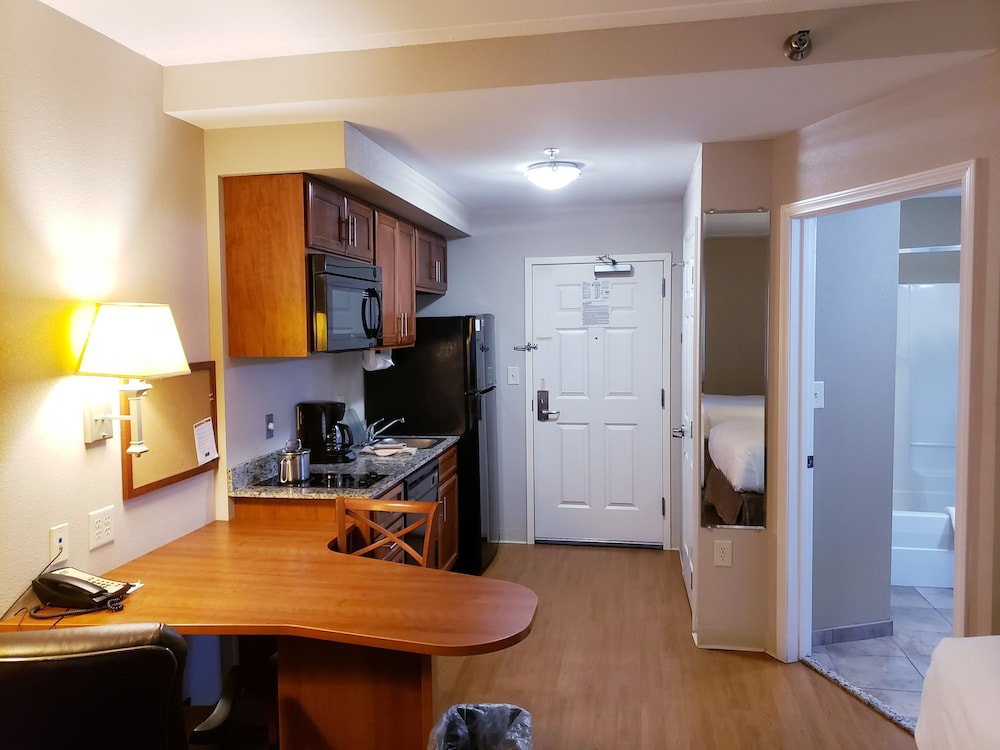 candlewood suites murfreesboro by ihg