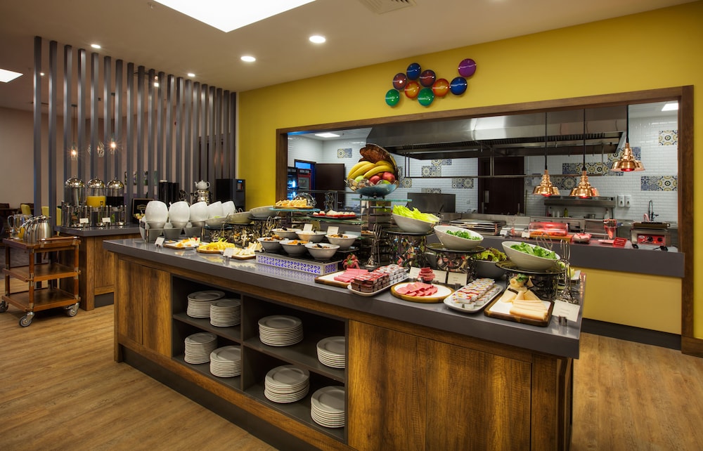 hilton garden inn kocaeli sekerpinar