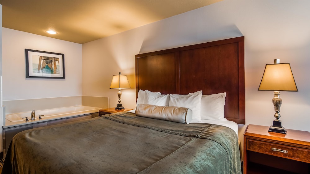 Best Western Salbasgeon Inn & Suites Of Reedsport,Florence>>Douglas County,3 star
