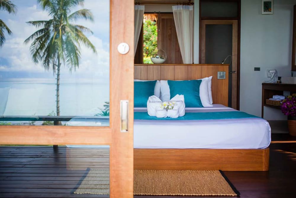 the beach natural resort koh kood