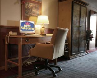 best western dodgeville inn and suites
