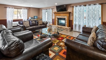 Best Western Dodgeville Inn & Suites,Dodgeville>>Blue Mounds,3 star
