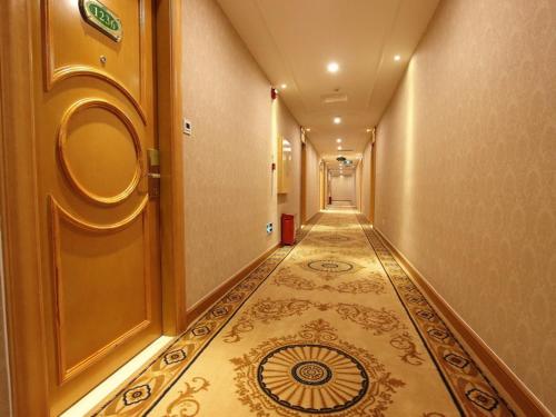 vienna hotel shenzhen bantian wuhe metro station