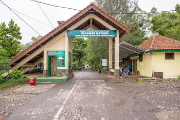 reddoorz apache camp