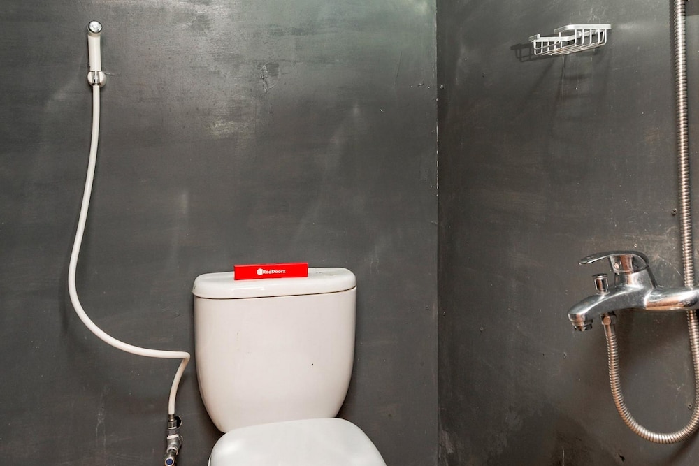 reddoorz apache camp