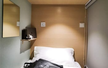 attrus by lse hostel