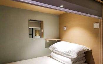 attrus by lse hostel