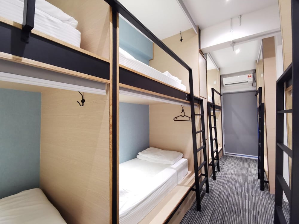 attrus by lse hostel