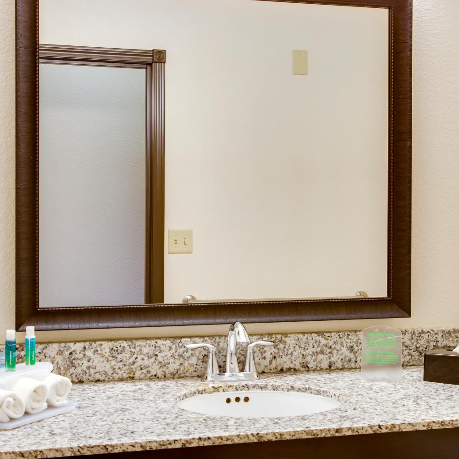 holiday inn express and suites nevada by ihg