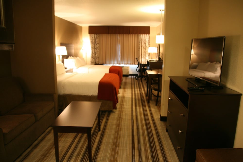 holiday inn express and suites nevada by ihg