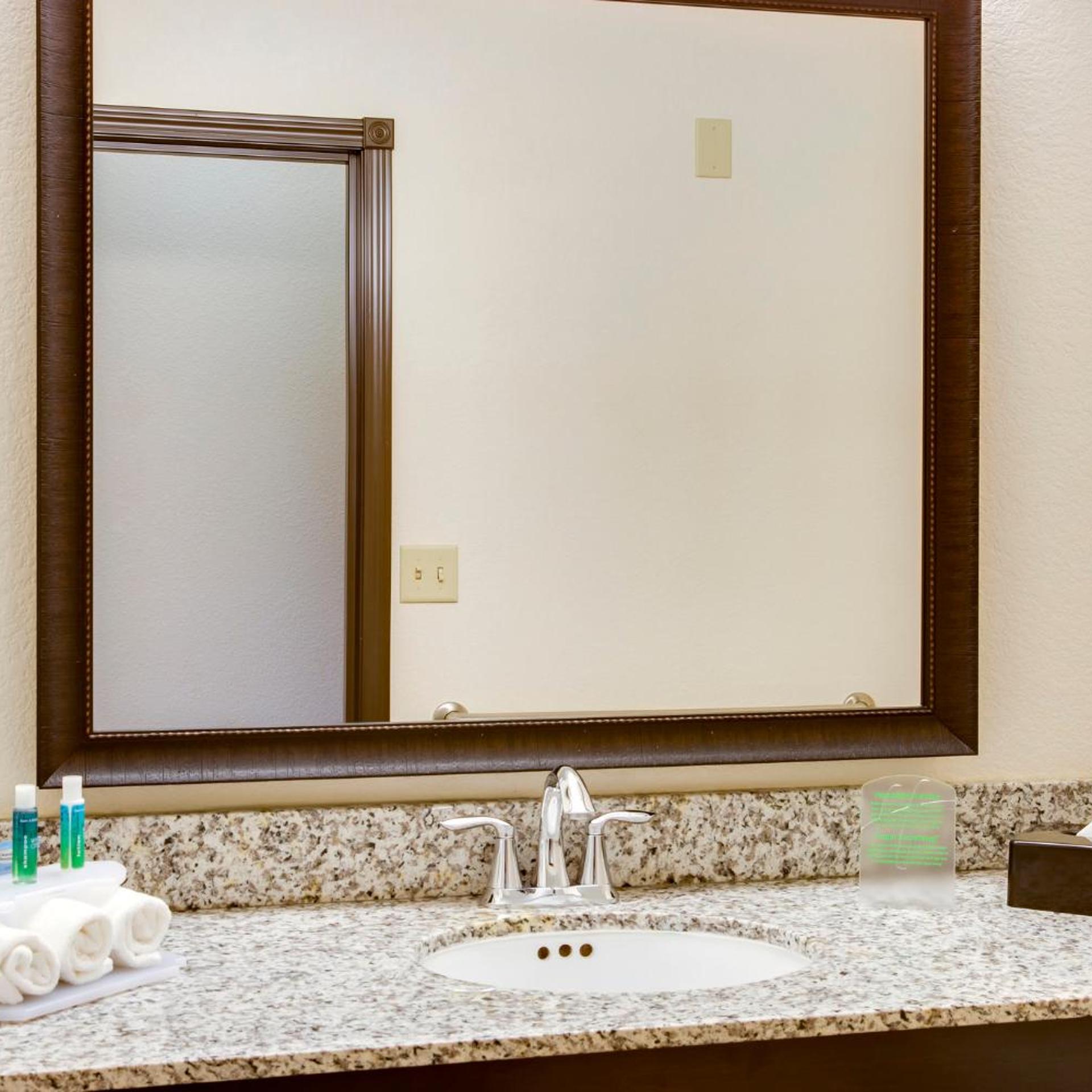 holiday inn express and suites nevada by ihg