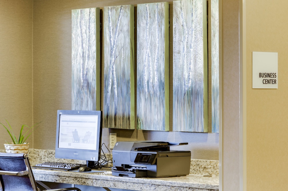 holiday inn express and suites nevada by ihg
