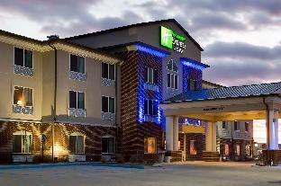 holiday inn express and suites nevada by ihg