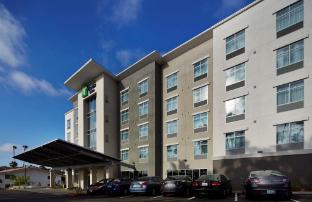 holiday inn express and suites san diego mission valley