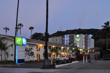 holiday inn express and suites san diego mission valley