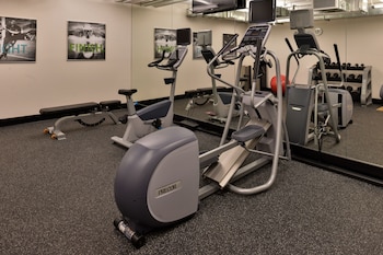 holiday inn express and suites san diego mission valley