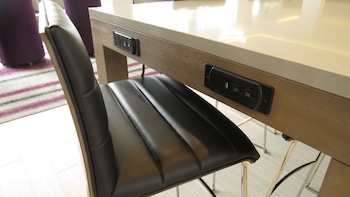 holiday inn express and suites san diego mission valley