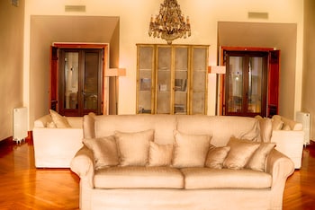 palacio carvajal giron