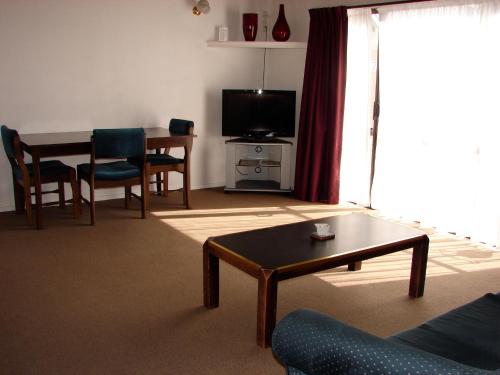 193 aorangi manor motel