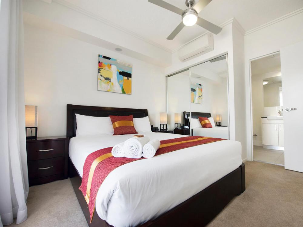 gladstone central plaza