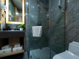 vx hotel xuzhou yunlong mountain