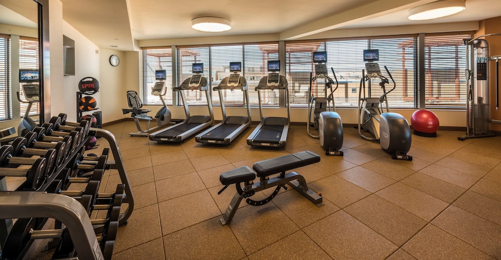 hilton garden inn alexandria old town national harbor