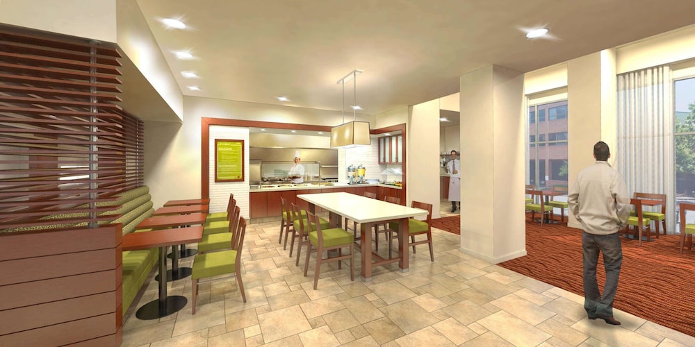 hilton garden inn alexandria old town national harbor