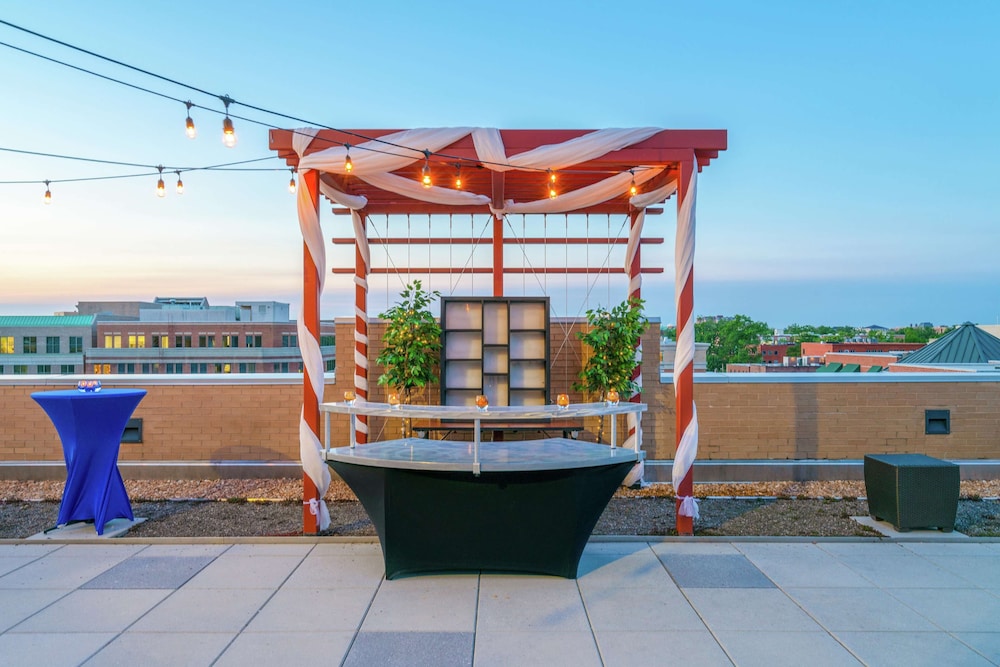 hilton garden inn alexandria old town national harbor