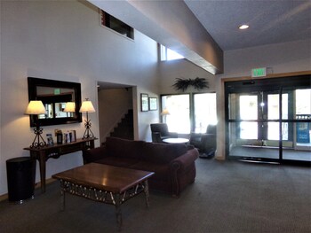 Fox Pine Lodge 3 Bed 3 Bath,154 Wheeler Place,3 star