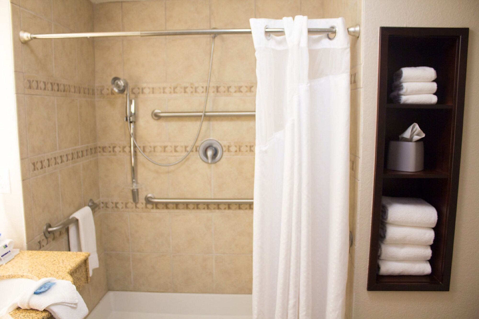 holiday inn express west jefferson by ihg