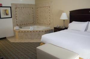 holiday inn express west jefferson by ihg