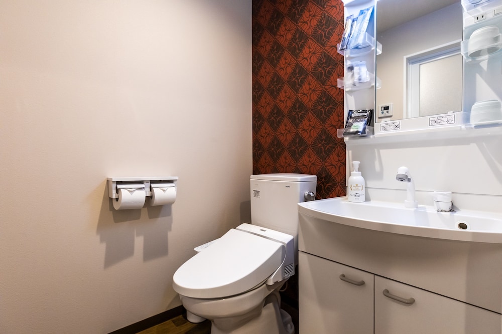 mr kinjo in colorz kuninda