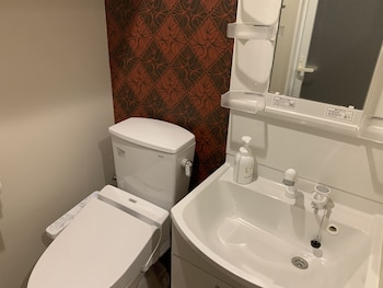 mr kinjo in colorz kuninda