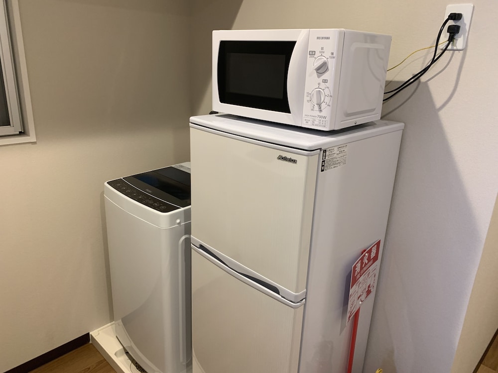 mr kinjo in colorz kuninda