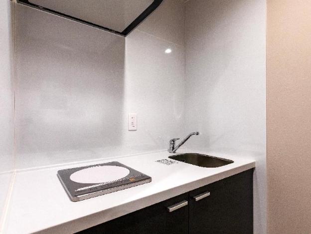 mr kinjo in colorz kuninda