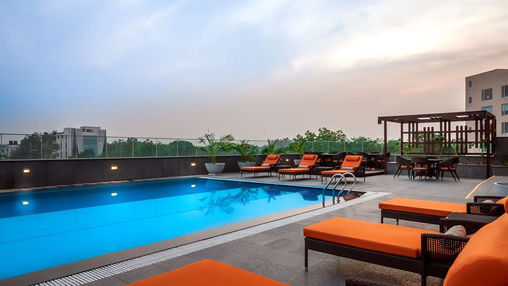 Hyatt Place Gurgaon Udyog Vihar,Naurangpur- Tauru Road Gurgaon,5 star