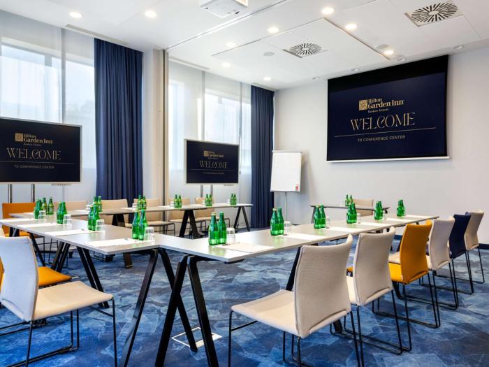 hilton garden inn krakow airport