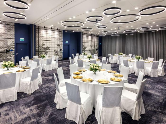 hilton garden inn krakow airport
