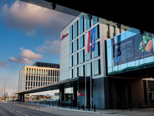 hilton garden inn krakow airport
