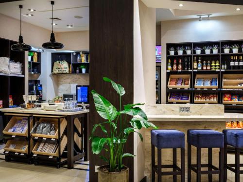 hilton garden inn krakow airport