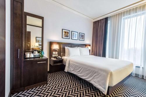 hilton garden inn krakow airport