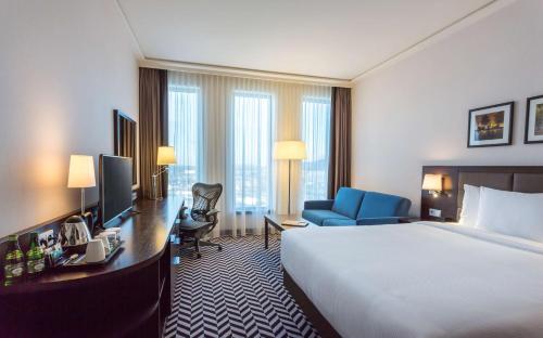 hilton garden inn krakow airport