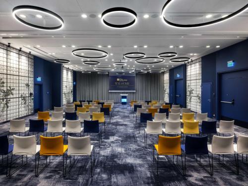 hilton garden inn krakow airport