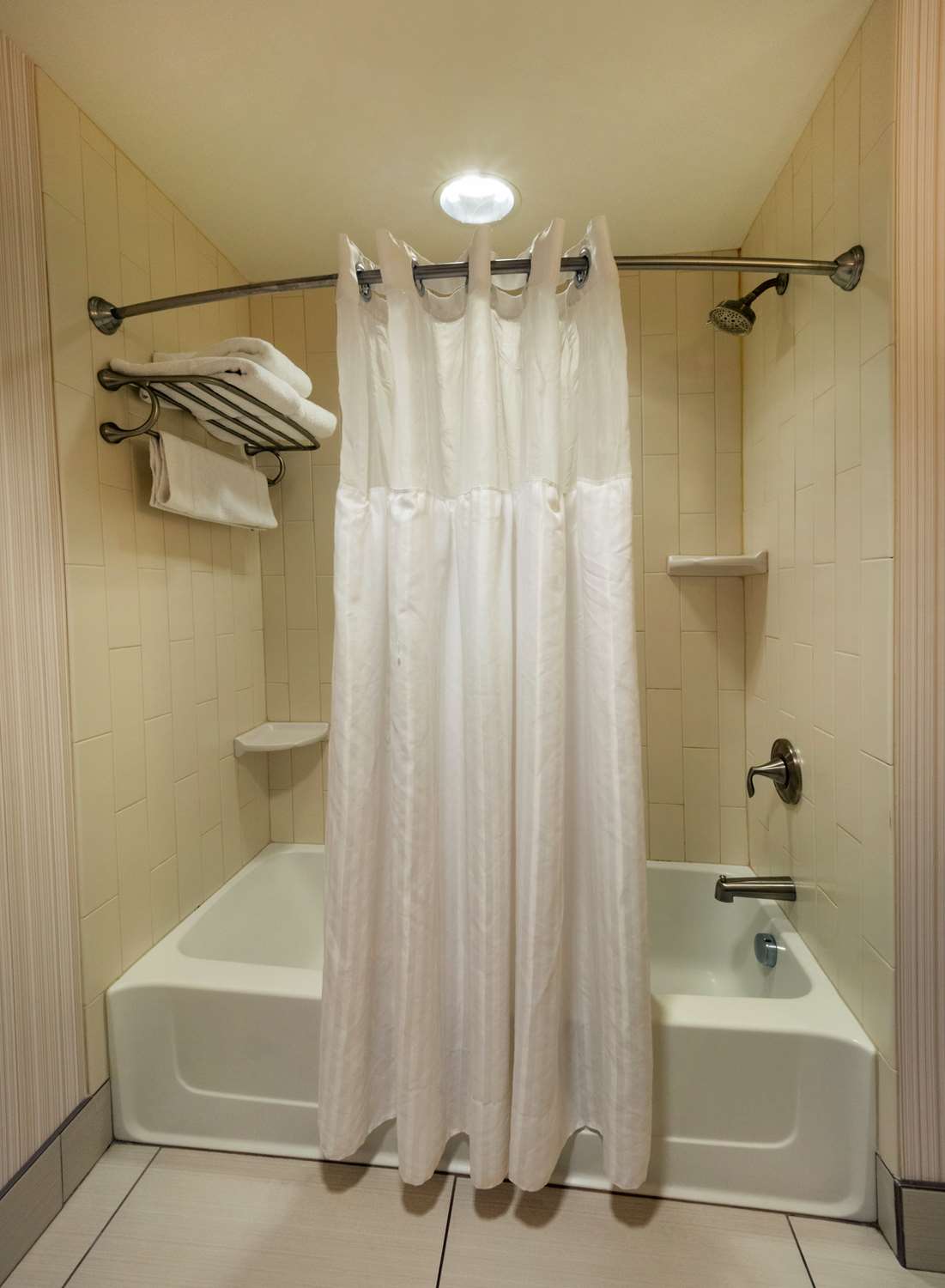 hilton garden inn buffalo downtown