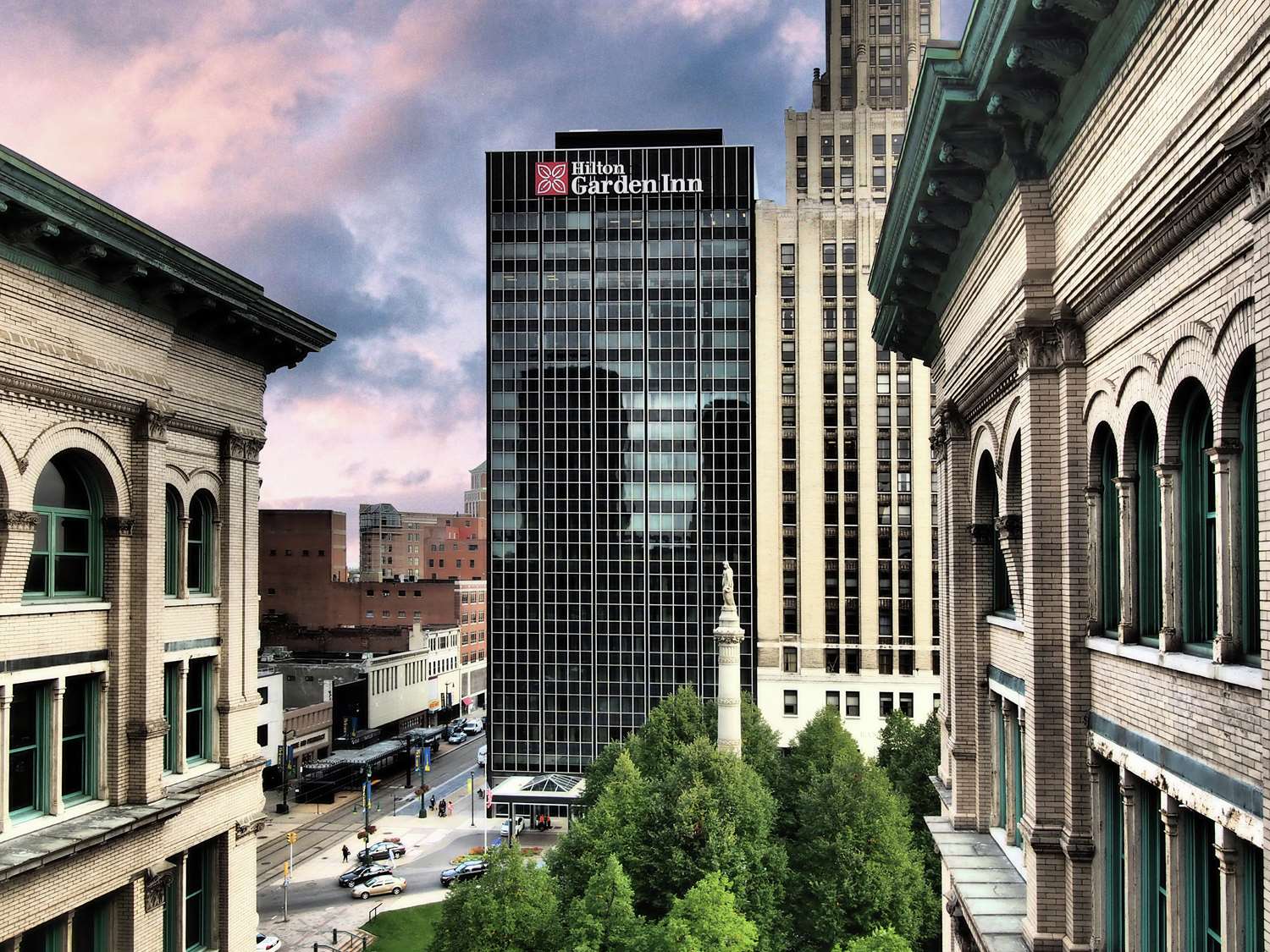 hilton garden inn buffalo downtown
