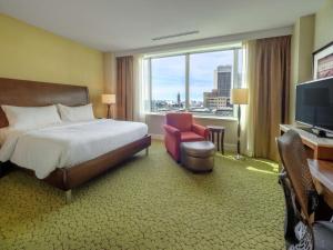 hilton garden inn buffalo downtown