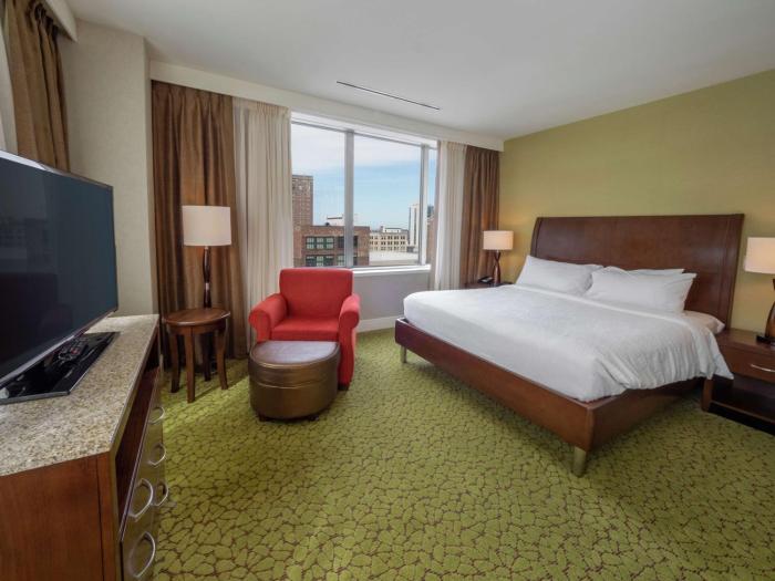 hilton garden inn buffalo downtown